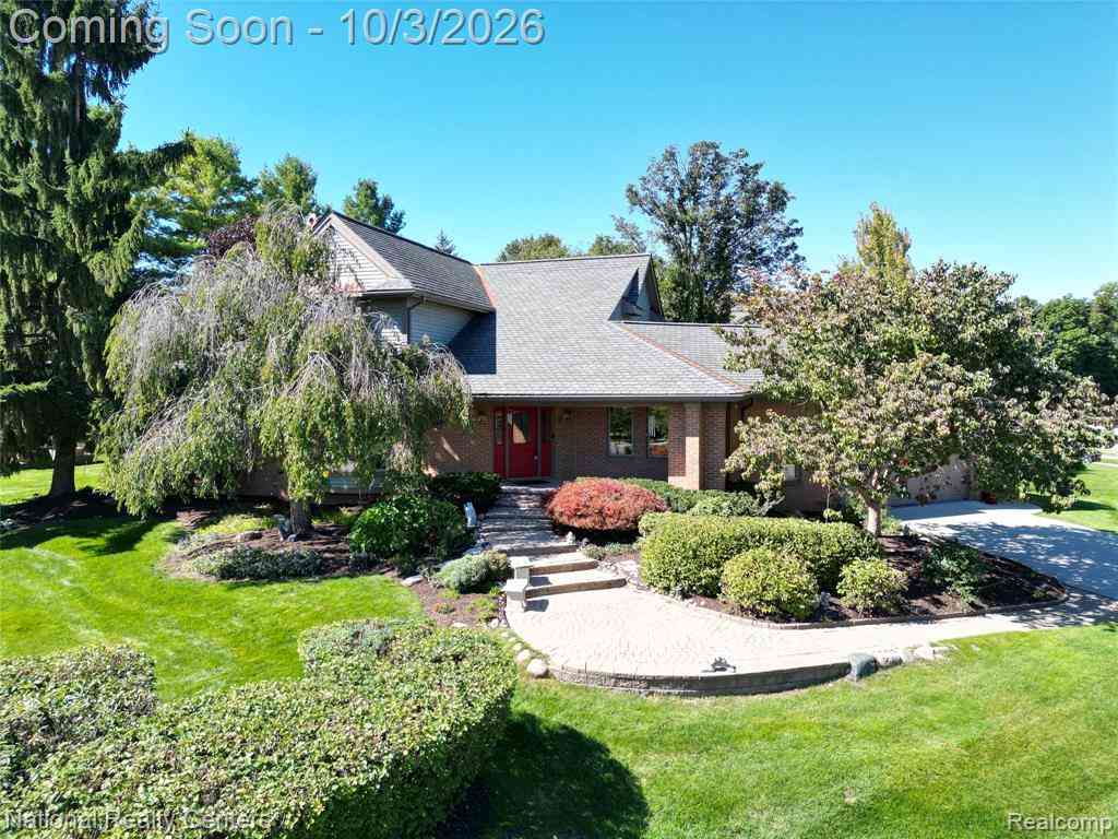 Homes For Sale - 29839 Martell Court <br/> Novi, MI 48377
