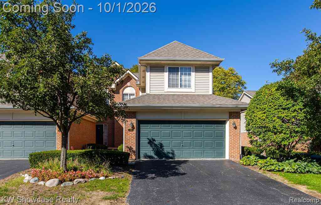 Condo For Rent - 521 James Circle <br/> Oakland County, Royal Oak, MI 48067