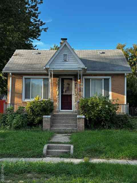 Homes For Sale - 7275 Meadow Avenue <br/> Warren, MI 48091