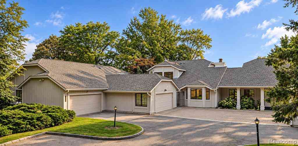 Condo For Sale - 1835 Golf Ridge Drive <br/> Bloomfield Hills, MI 48302