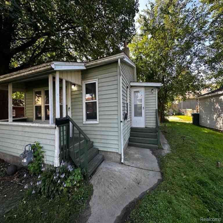 Homes For Sale - 74 Forest Street <br/> Wayne County, River Rouge, MI 48218
