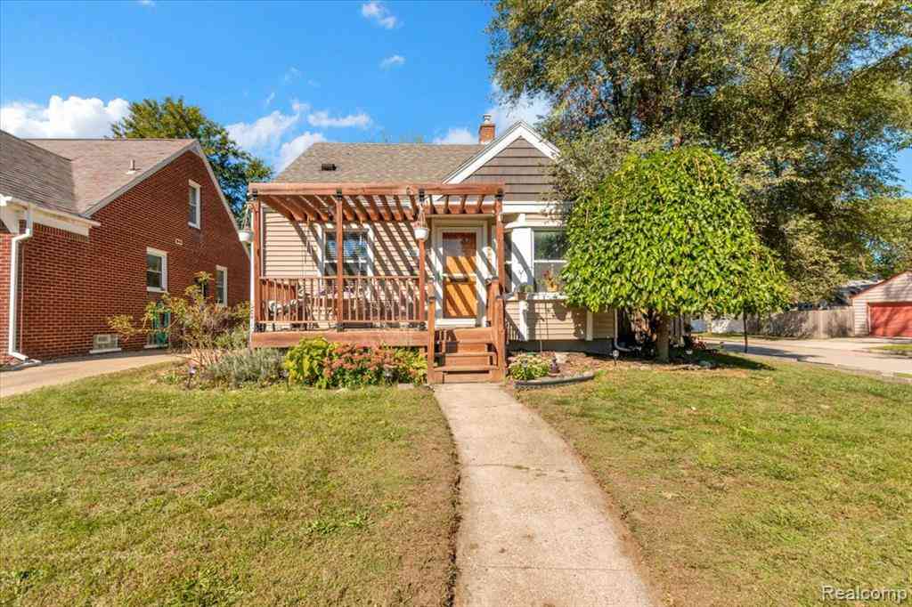 Homes For Sale - 2311 Kalama Avenue <br/> Oakland County, Royal Oak, MI 48067