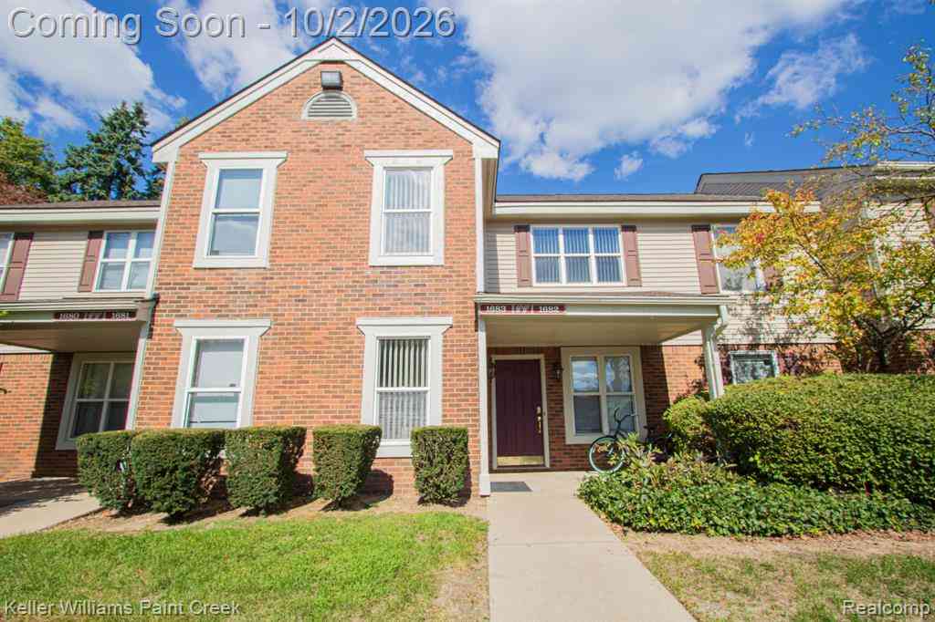 Condo For Sale - 1683 Clemens Circle  #41<br/> Oakland County, Rochester, MI 48307