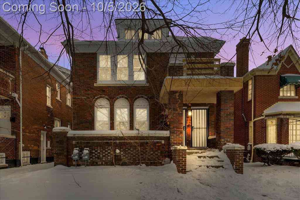 Homes For Rent - 2725 Leslie Street <br/> Wayne County, Detroit, MI 48238