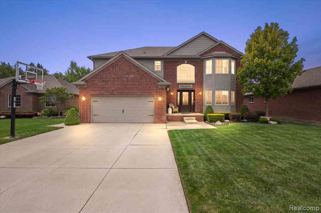 Homes For Sale - 53391 Crawford Drive <br/> Macomb County, Chesterfield, MI 48051