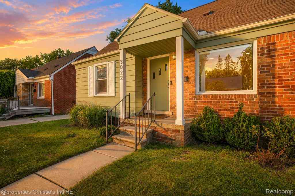 Homes For Sale - 3022 N Blair Avenue <br/> Oakland County, Royal Oak, MI 48073
