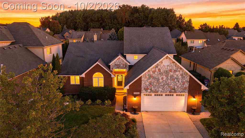 Homes For Sale - 45563 Thorn Tree Lane <br/> Macomb, MI 48044