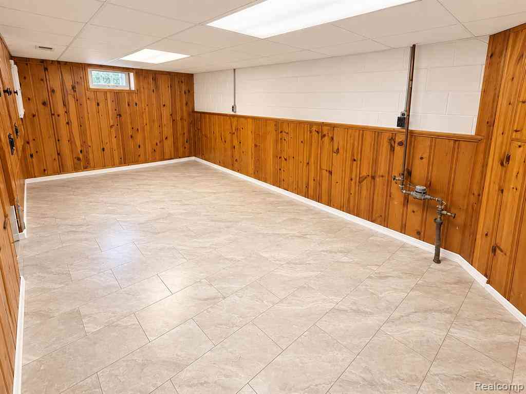 Homes For Rent - 1740 N Rosevere Avenue <br/> Dearborn, MI 48128