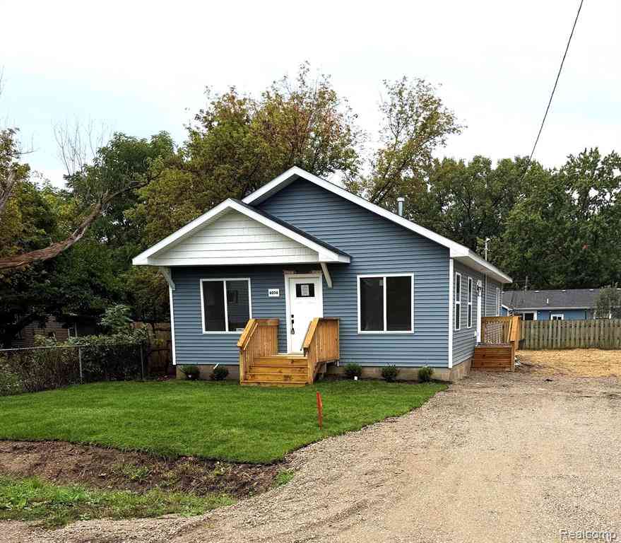 Homes For Rent - 6056 Pearl Street <br/> Burton, MI 48509
