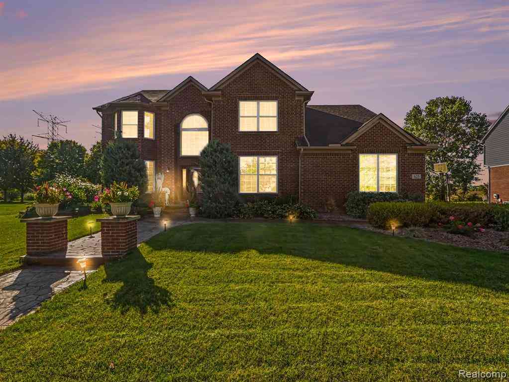 Homes For Sale - 623 Ambleside Lane <br/> Canton, MI 48187