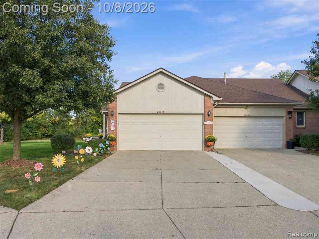 Condo For Sale - 26455 Sanajo Court <br/> Chesterfield, MI 48051