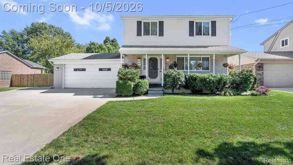 Homes For Sale - 3807 River Drive <br/> Lincoln Park, MI 48146