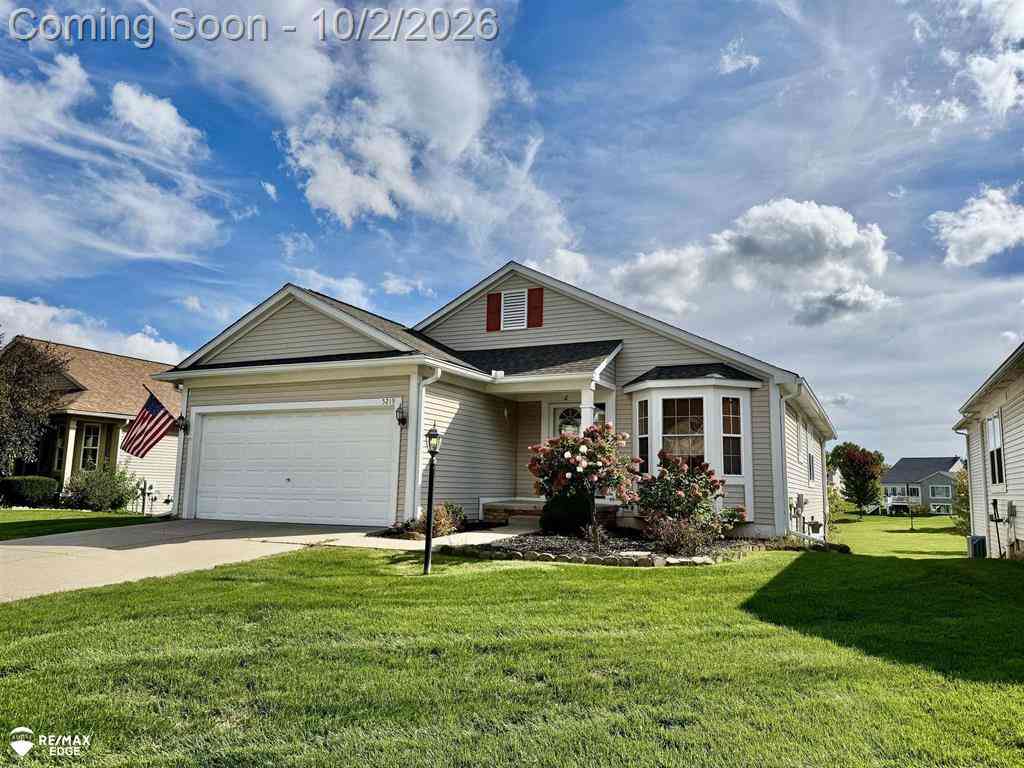 Condo For Sale - 5219 Sandalwood Circle <br/> Grand Blanc, MI 48439