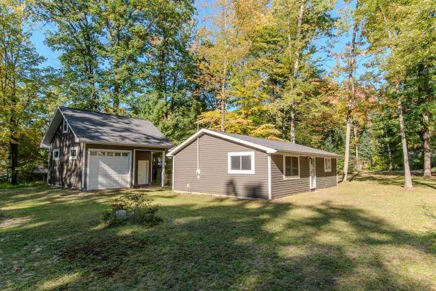 Homes For Sale - 5362 Hillcrest Street <br/> Gladwin, MI 48624