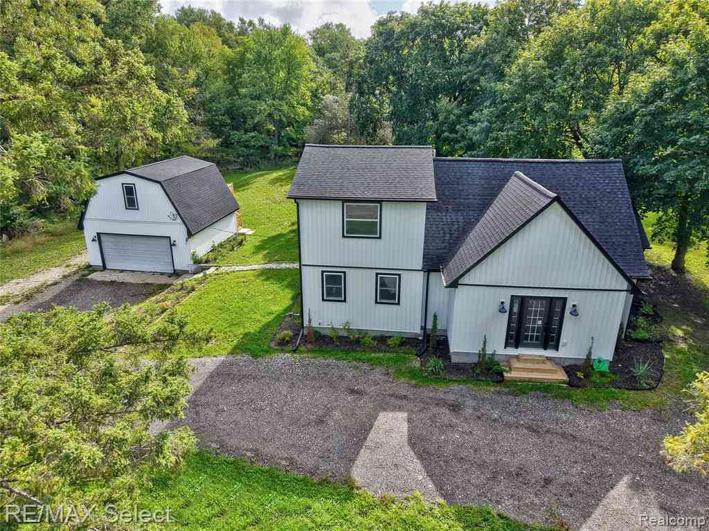 Homes For Sale - 12111 Linden Road <br/> Linden, MI 48451