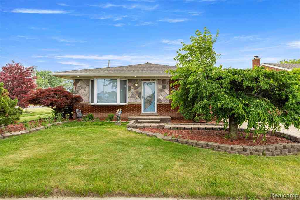 Homes For Sale - 8786 N Evangeline Street <br/> Wayne County, Dearborn Heights, MI 48127