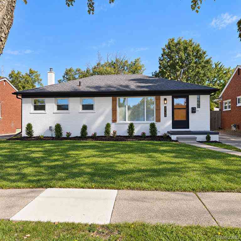 Homes For Sale - 21731 Edmunton Street <br/> Saint Clair Shores, MI 48080