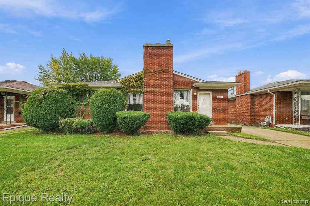 Homes For Sale - 16195 Stricker Avenue <br/> Eastpointe, MI 48021