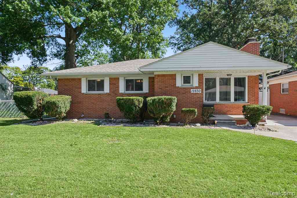 Homes For Sale - 12830 Winston Avenue <br/> Redford, MI 48239