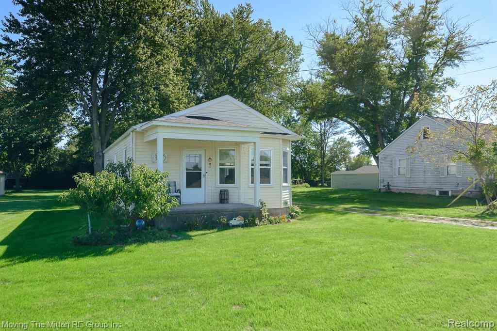 Homes For Sale - 9075 Tuttle Hill Road <br/> Washtenaw County, Willis, MI 48191