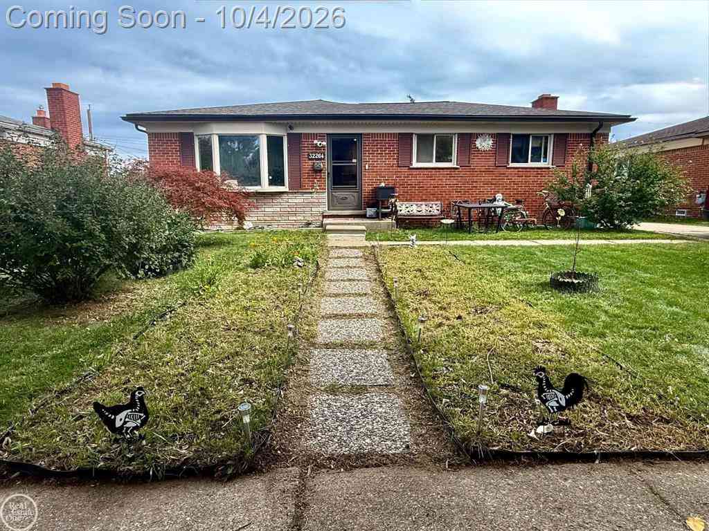 Homes For Sale - 32264 Parker Circle  <br/> Warren, MI 48088