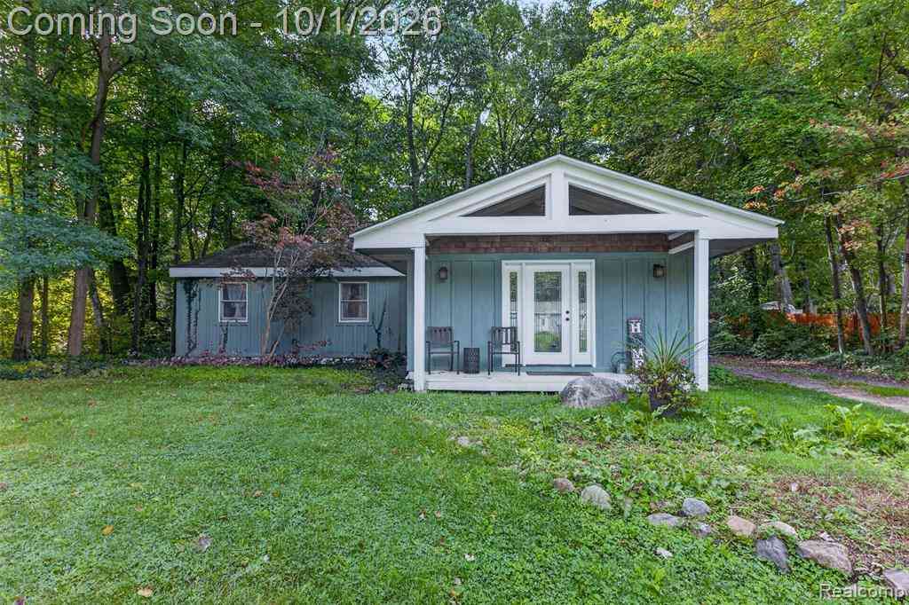 Homes For Sale - 4595 Webberdale Drive <br/> Oakland County, Holly, MI 48442