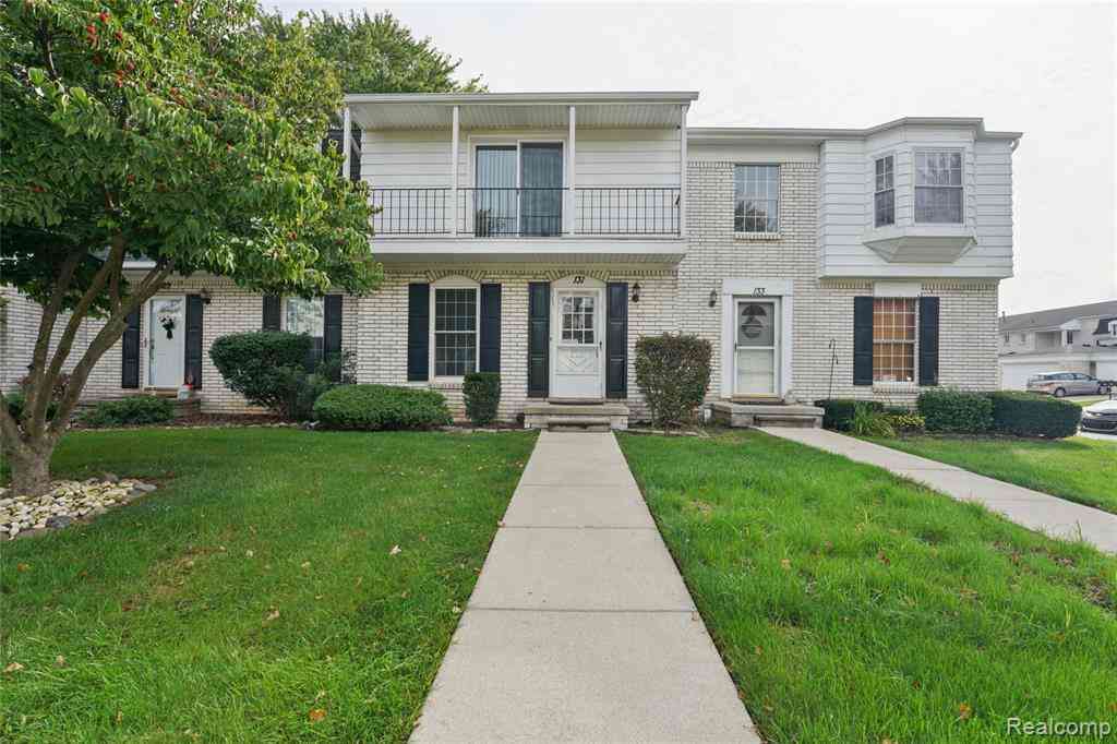 Condo For Sale - 131 Manor Way  #1<br/> Oakland County, Rochester, MI 48309
