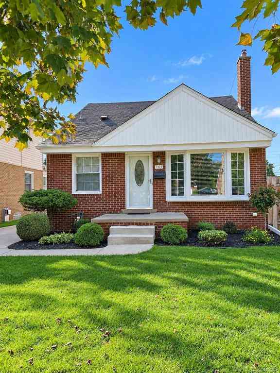 Homes For Sale - 7820 Buckingham Avenue <br/> Allen Park, MI 48101