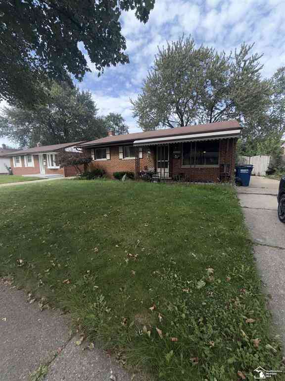 Homes For Sale - 30744 Birchwood Street <br/> Wayne County, Westland, MI 48186