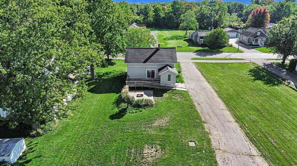 Homes For Sale - 871 64th Avenue <br/> Zeeland, MI 49464