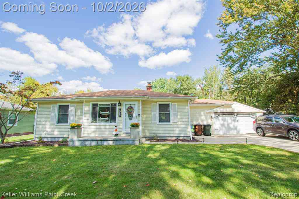 Homes For Sale - 7685 Metz Drive <br/> Shelby Twp, MI 48316