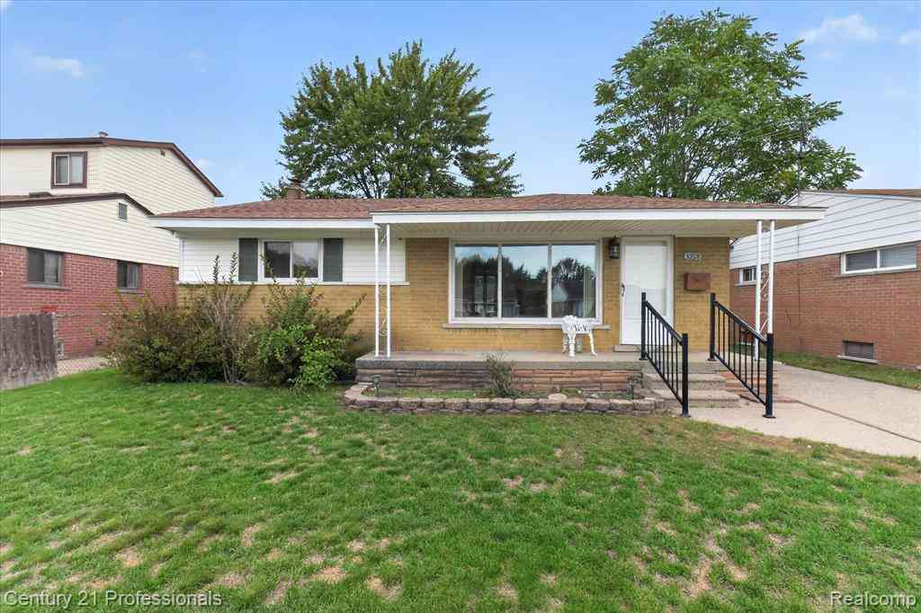 Homes For Sale - 30828 Fernwood Street <br/> Westland, MI 48186