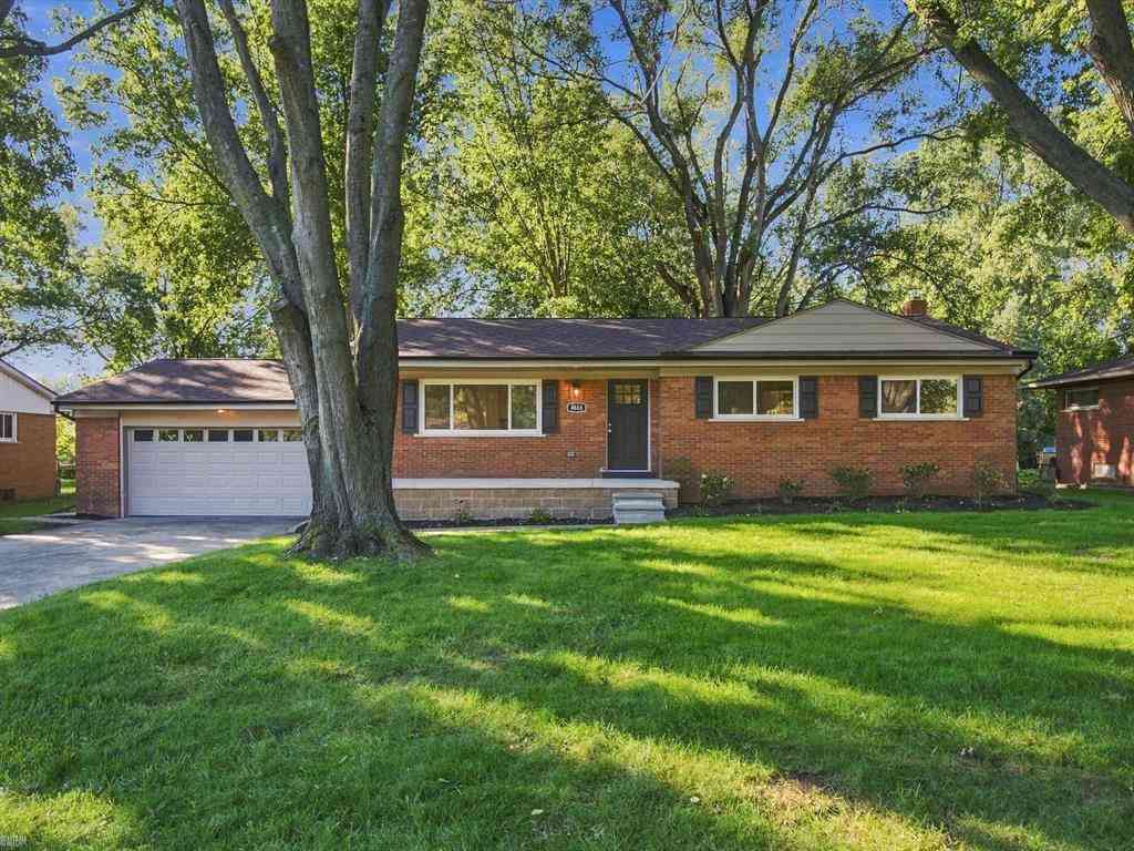 Homes For Sale - 4616 Beuren Street <br/> Shelby Twp, MI 48316