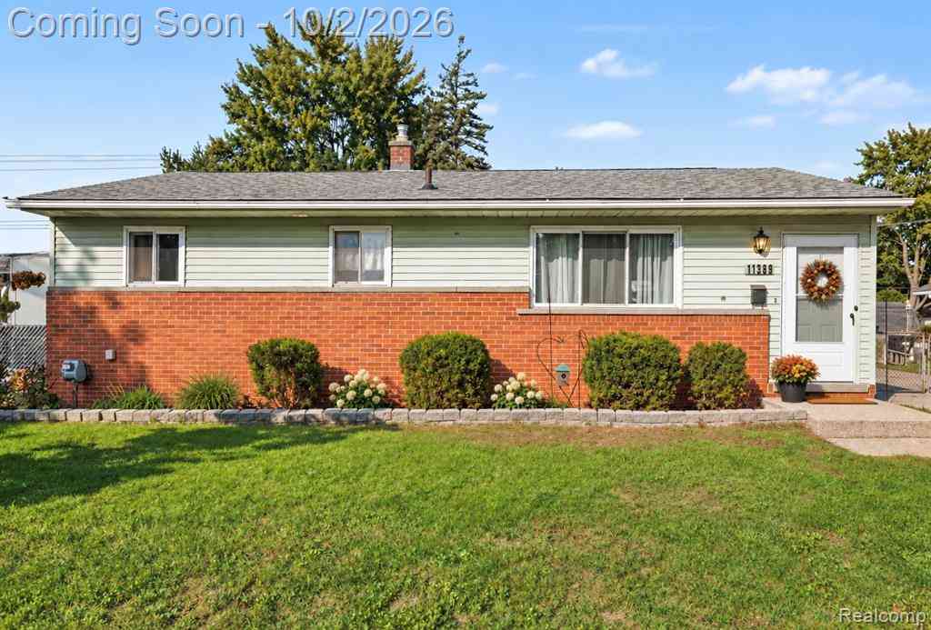 Homes For Sale - 11939 Waiteley Drive <br/> Sterling Heights, MI 48313