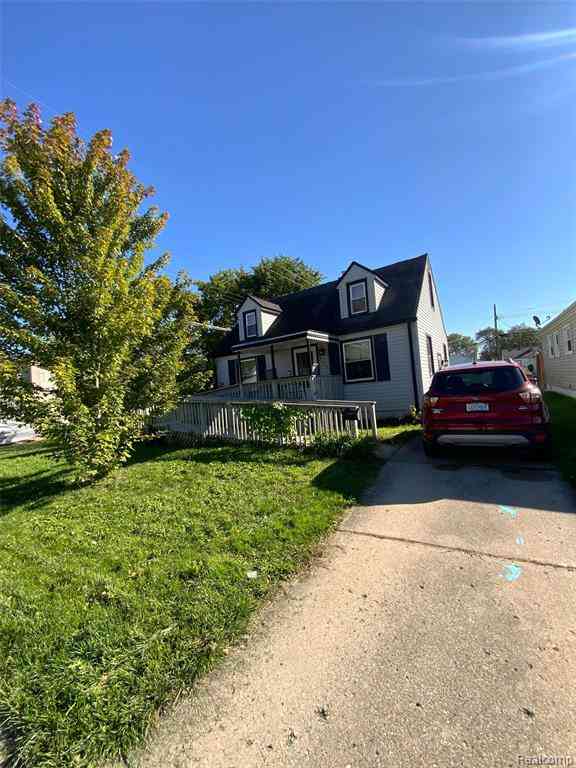 Homes For Sale - 4643 Winifred Street <br/> Wayne, MI 48184