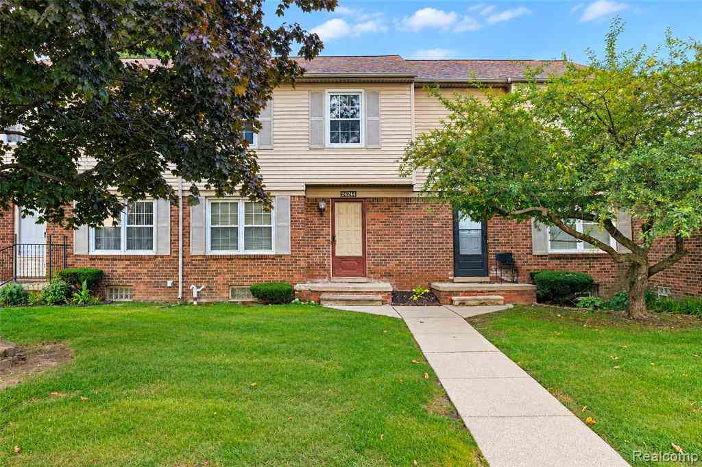 Condo For Sale - 24244 Bashian Drive <br/> Oakland County, Novi, MI 48375
