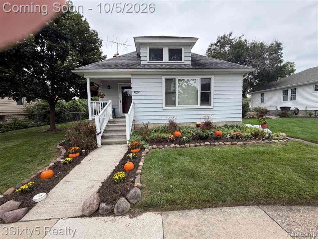Homes For Sale - 3360 4th Street <br/> Trenton, MI 48183