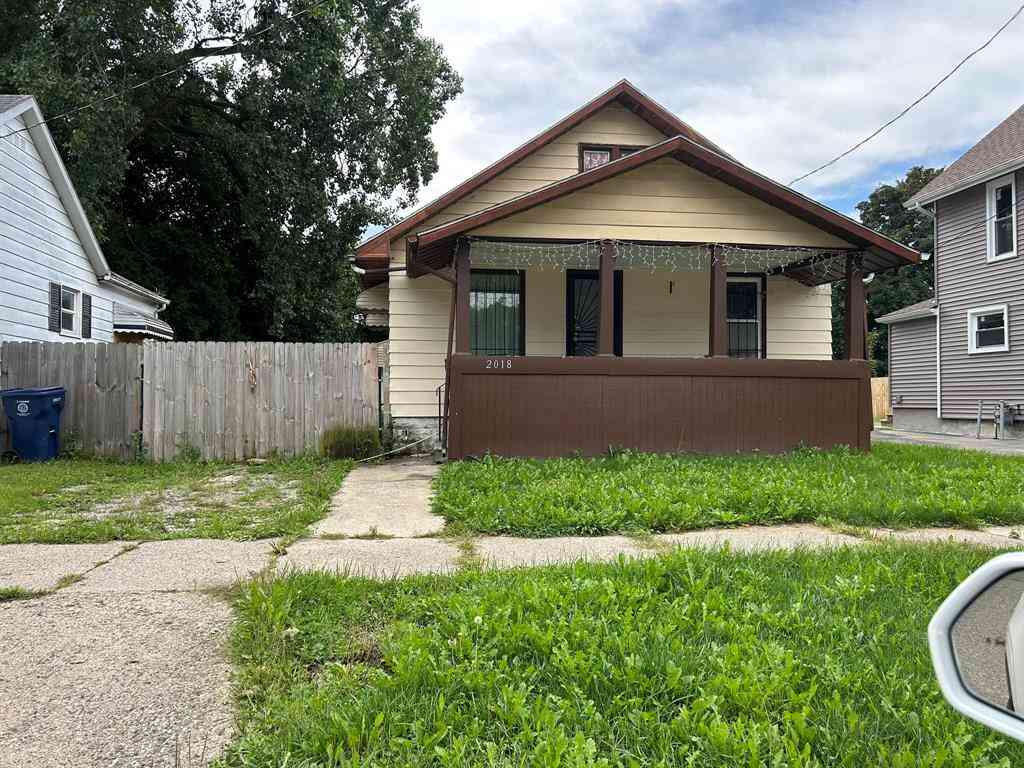 Homes For Sale - 2018 Maryland Avenue <br/> Flint, MI 48506