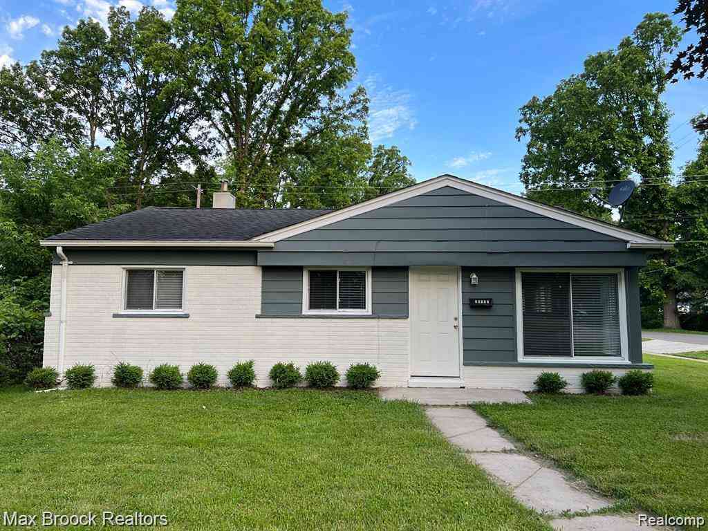 Homes For Rent - 28177 Fairfax Street <br/> Southfield, MI 48076