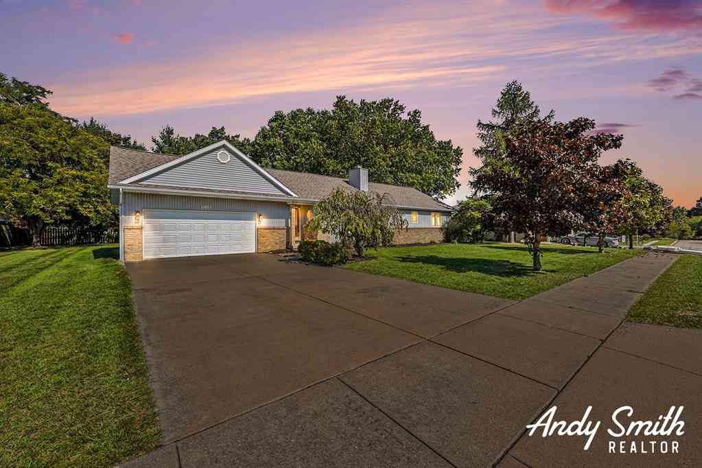Homes For Sale - 1414 6th Street <br/> Belding, MI 48809