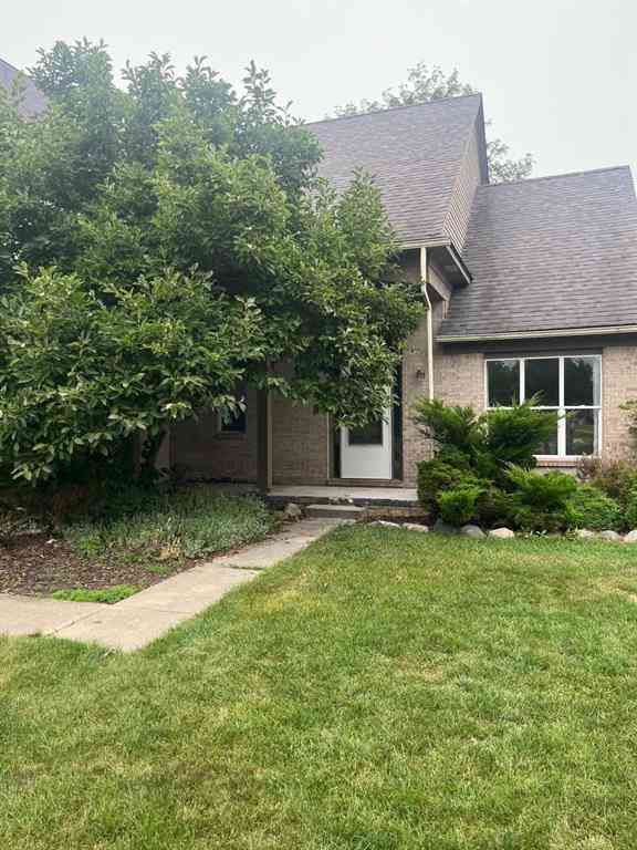 Homes For Rent - 5940 Cayman Boulevard <br/> Ypsilanti, MI 48197
