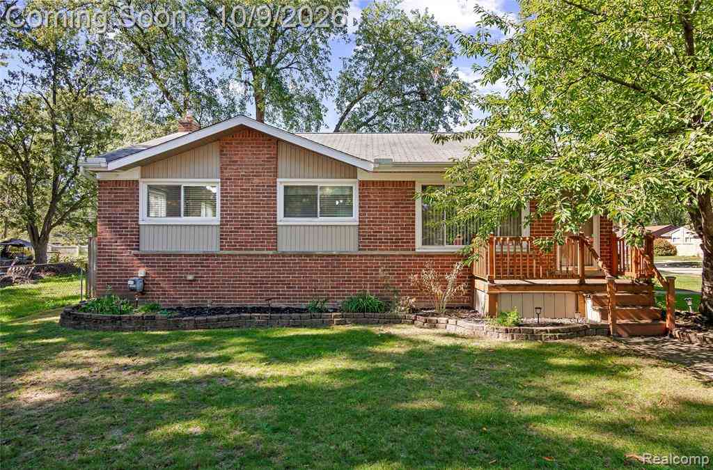 Homes For Sale - 920 S Merriman Road <br/> Westland, MI 48186