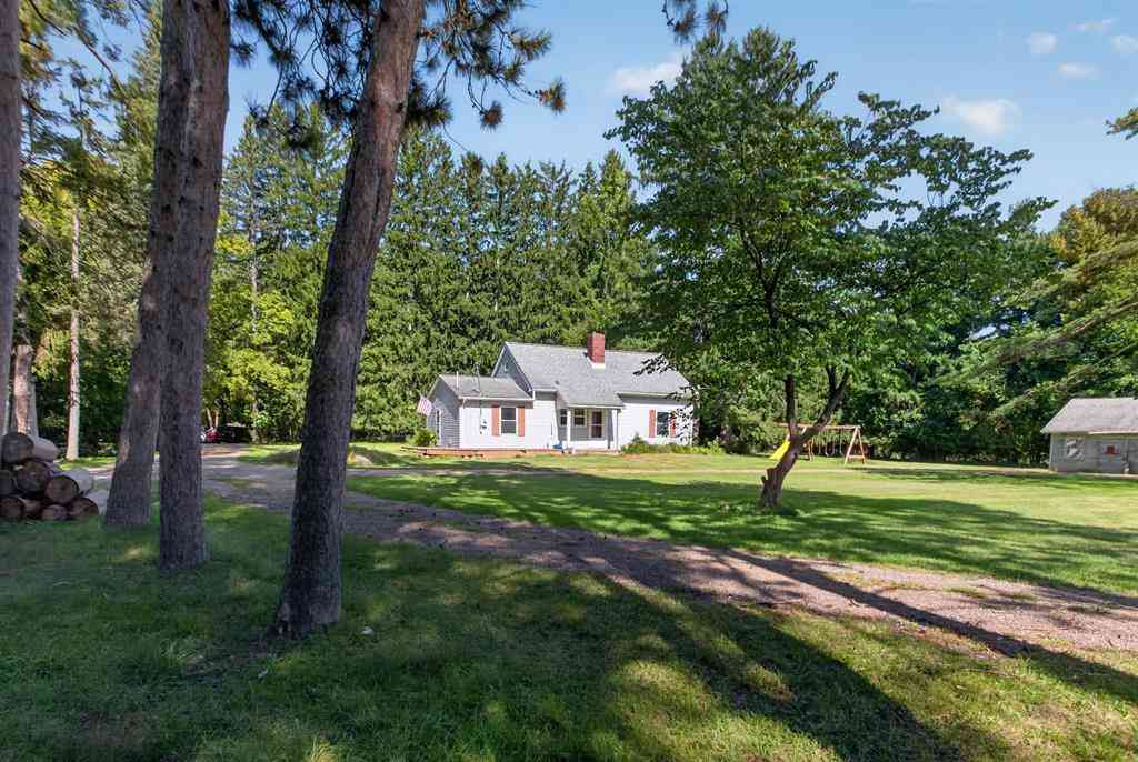 Homes For Sale - 5735 Kibby Road <br/> Jackson County, Jackson, MI 49201