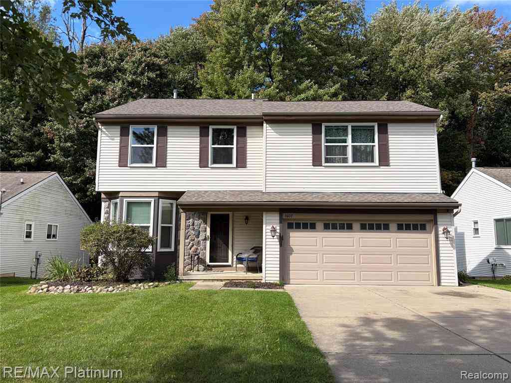 Homes For Sale - 1607 Andover Boulevard <br/> Livingston County, Howell, MI 48843