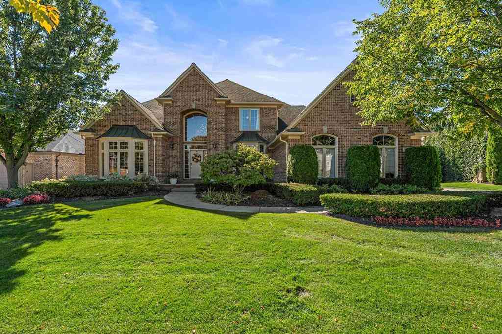 Homes For Sale - 54185 Carrington Drive <br/> Macomb County, Shelby Twp, MI 48316