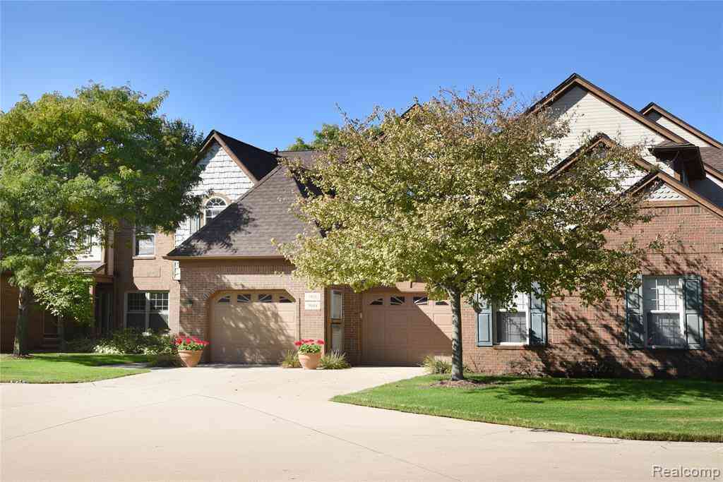 Condo For Rent - 7055 Copper Creek Circle <br/> Canton, MI 48187