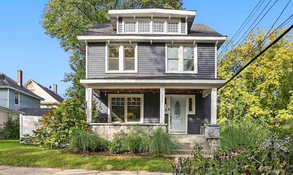 Homes For Sale - 449 Giddings Avenue Se SE<br/> Grand Rapids, MI 49506