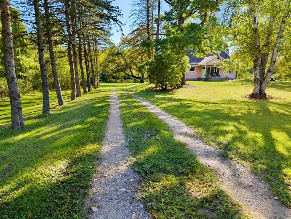 Homes For Sale - 22939 Sherwood Road <br/> Belleville, MI 48111