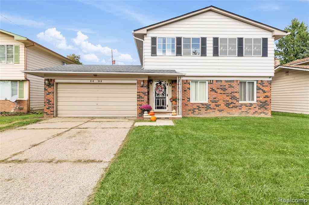 Homes For Sale - 3423 Brimfield Drive <br/> Flint, MI 48503