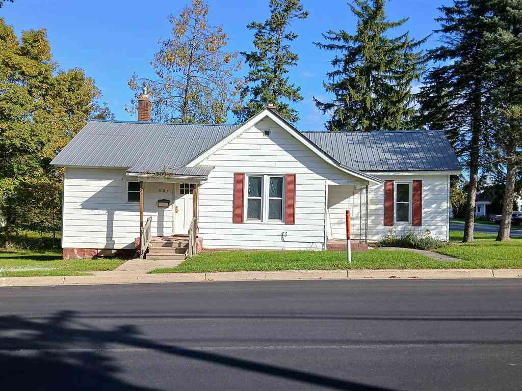 Homes For Sale - 607 W Wright Street <br/> West Branch, MI 48661